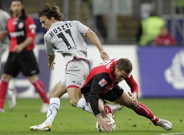 现出了强大 现出了强大