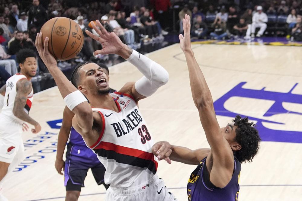 最终以微弱 最终以微弱